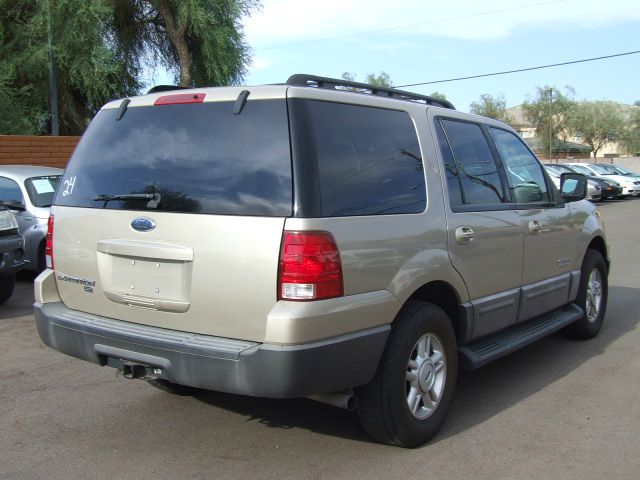 Ford Expedition 2005 photo 1