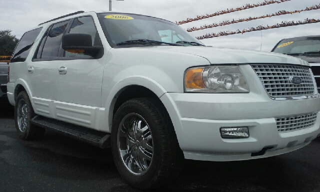 Ford Expedition 2005 photo 3