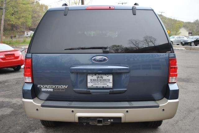 Ford Expedition 2005 photo 1