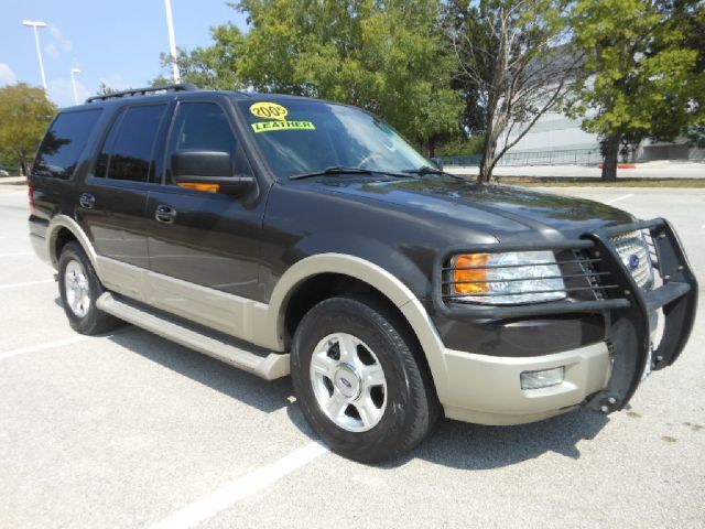 Ford Expedition 2005 photo 4