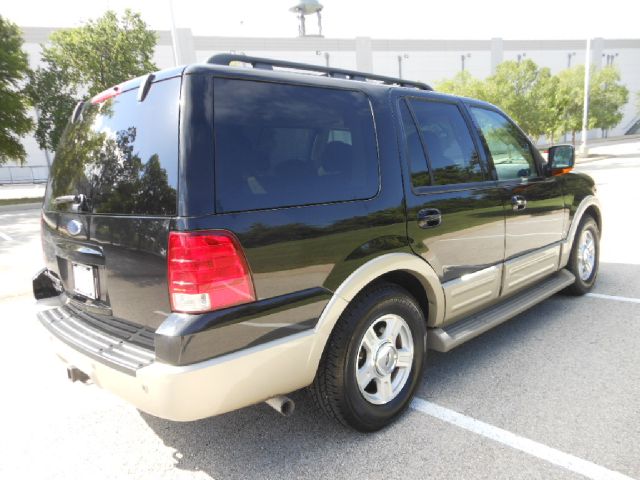 Ford Expedition 2005 photo 17