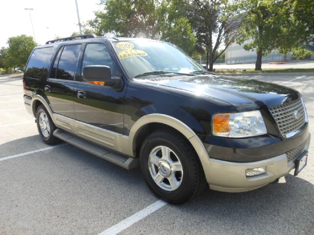 Ford Expedition 2005 photo 18