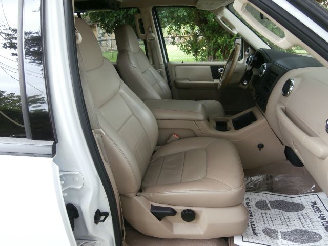 Ford Expedition 2005 photo 13