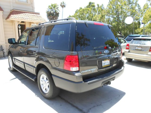 Ford Expedition 2005 photo 3