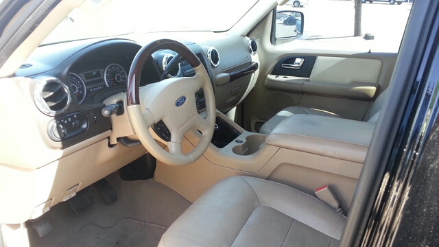 Ford Expedition 2005 photo 3