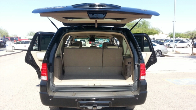 Ford Expedition 2005 photo 9