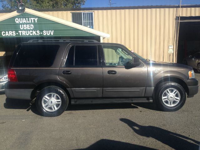 Ford Expedition 2005 photo 3