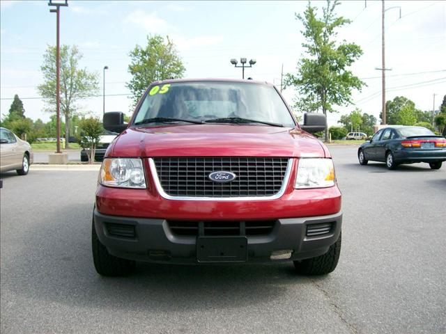 Ford Expedition 2005 photo 1