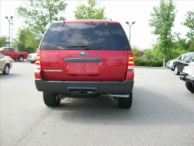 Ford Expedition 2005 photo 3