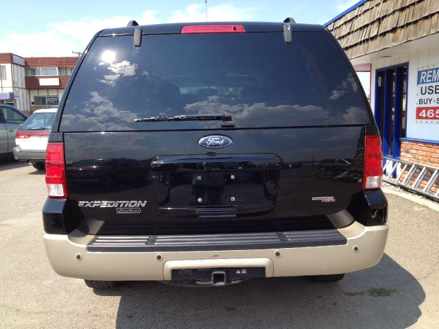 Ford Expedition 2005 photo 3