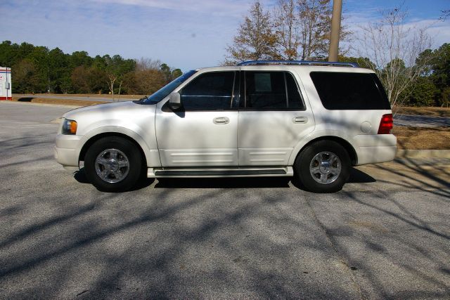 Ford Expedition 2005 photo 2