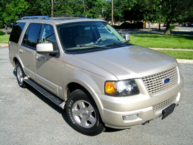 Ford Expedition 2006 photo 2