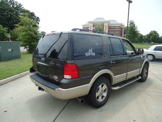 Ford Expedition 2006 photo 1