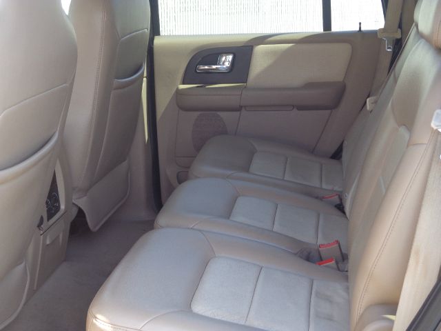 Ford Expedition 2006 photo 2