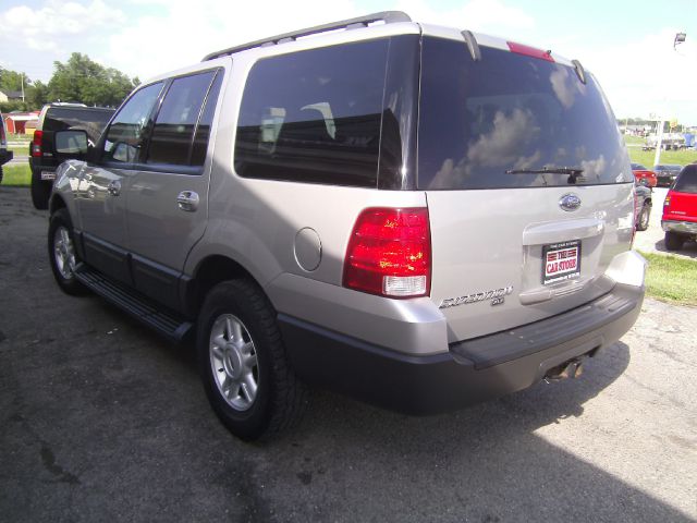 Ford Expedition 2006 photo 2