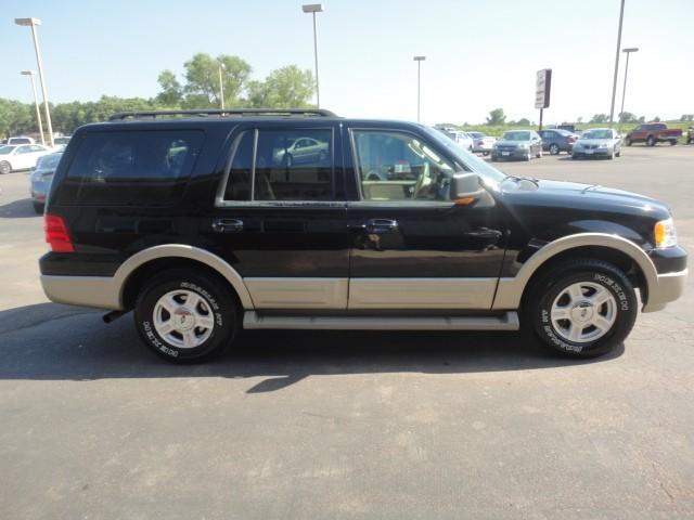 Ford Expedition 2006 photo 2