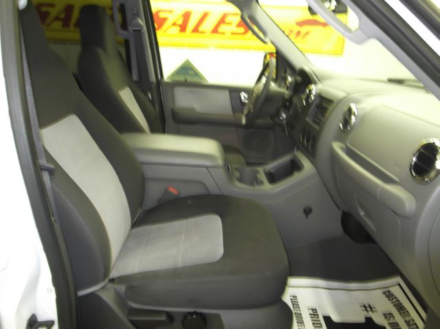 Ford Expedition 2006 photo 18