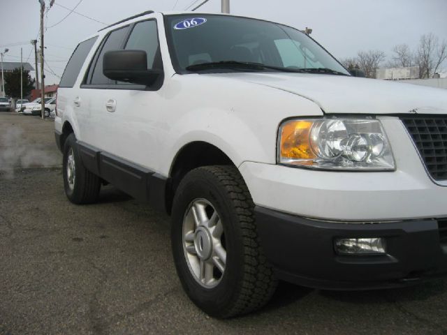 Ford Expedition SL 4x4 Regular Cab SUV