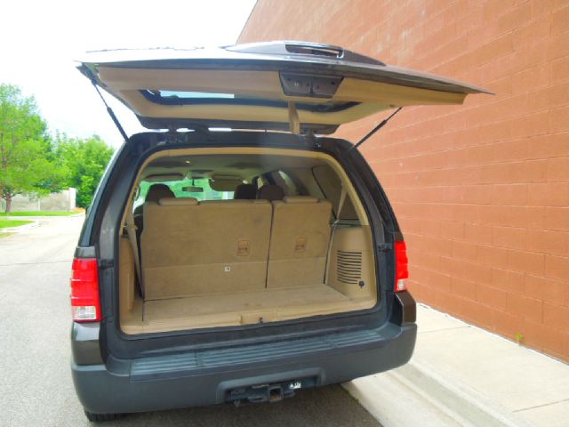 Ford Expedition 2006 photo 2