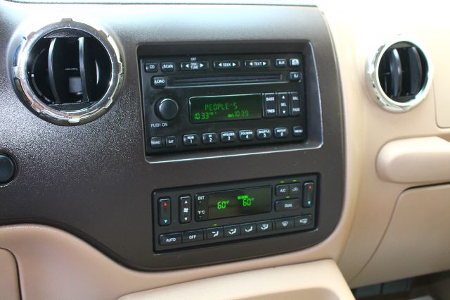 Ford Expedition 2006 photo 25