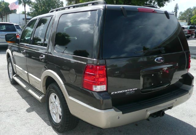 Ford Expedition 2006 photo 1