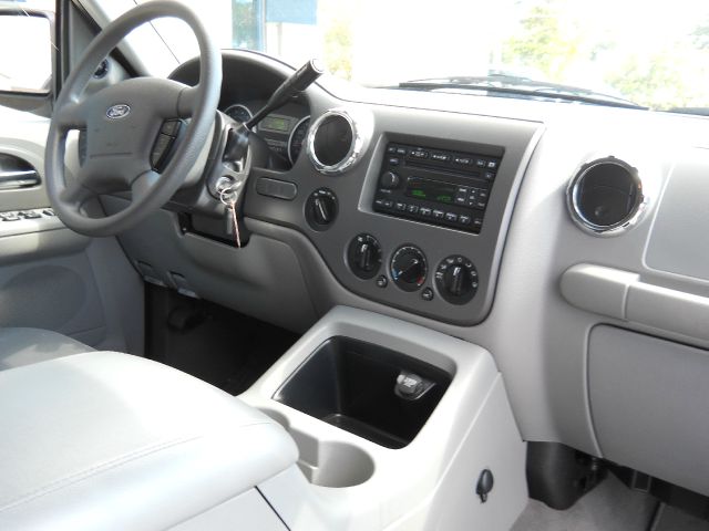 Ford Expedition 2006 photo 1