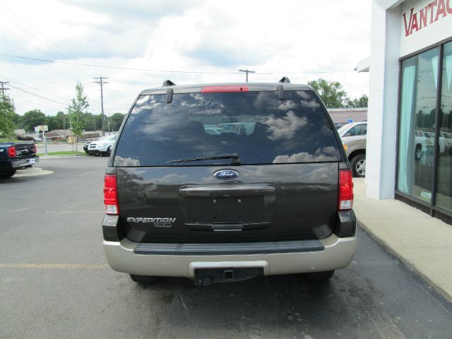 Ford Expedition 2006 photo 2