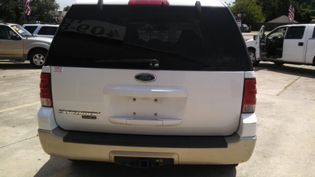 Ford Expedition 2006 photo 2