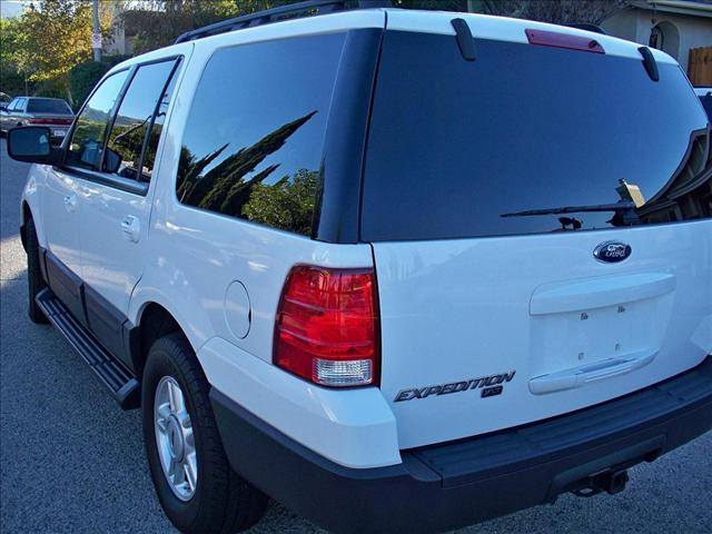 Ford Expedition 2006 photo 2