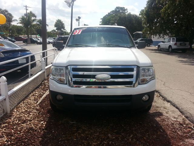 Ford Expedition SL 4x4 Regular Cab SUV