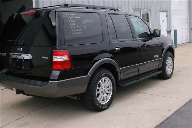 Ford Expedition SL 4x4 Regular Cab SUV