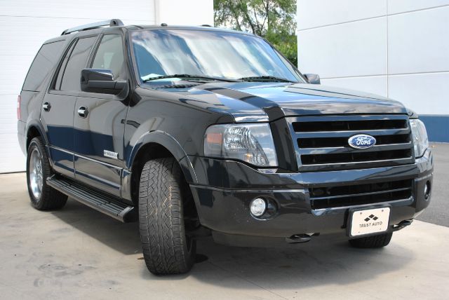 Ford Expedition Super SUV