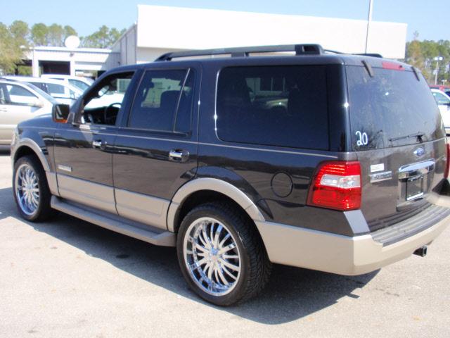 Ford Expedition 2007 photo 2