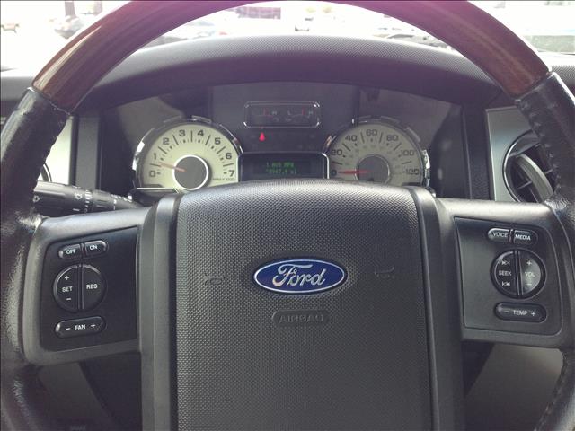 Ford Expedition 2008 photo 21