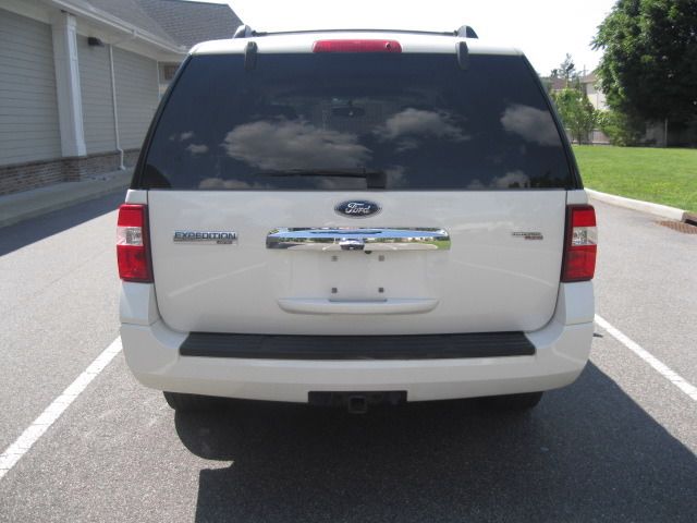 Ford Expedition 2008 photo 2