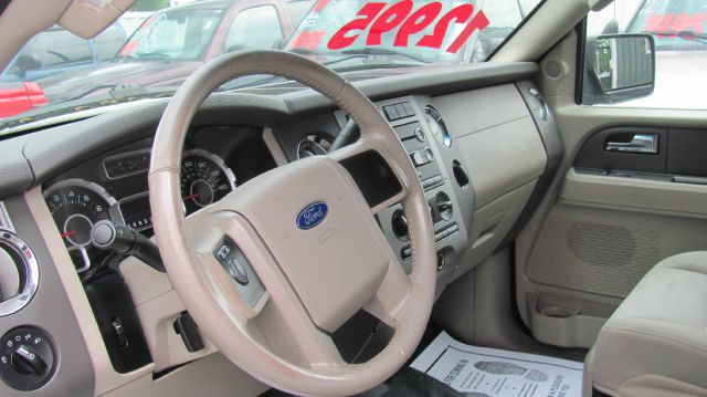 Ford Expedition 2008 photo 2