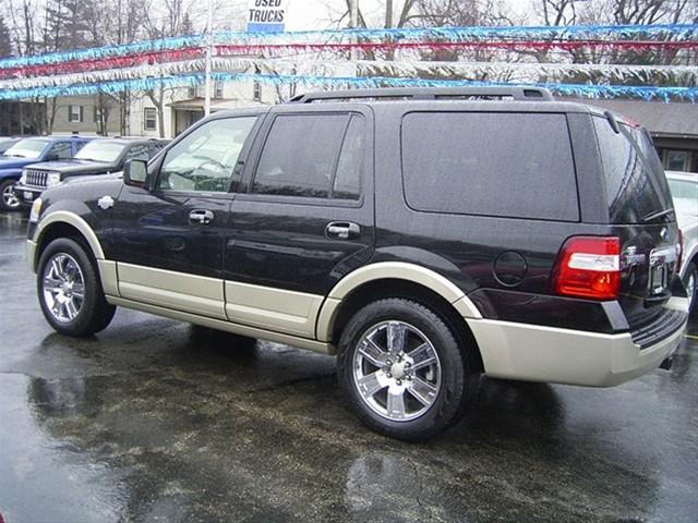 Ford Expedition 2010 photo 1