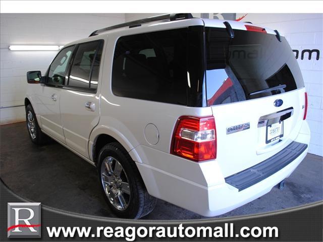 Ford Expedition 2010 photo 1