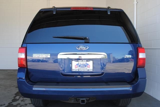 Ford Expedition 2010 photo 4