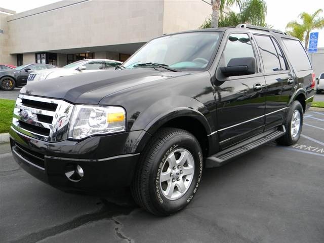 Ford Expedition 2010 photo 2