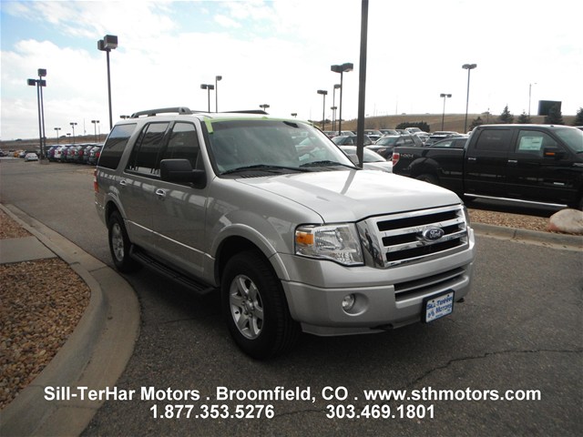 Ford Expedition 2010 photo 2