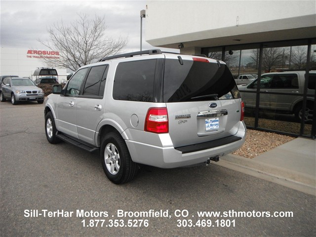 Ford Expedition 2010 photo 4