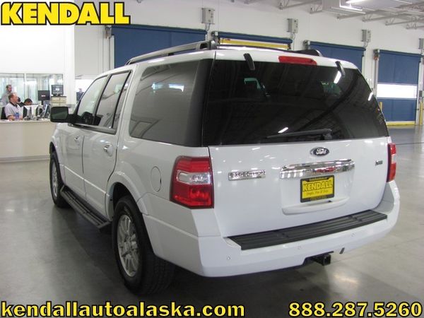 Ford Expedition 2011 photo 1