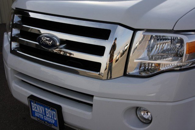 Ford Expedition 2011 photo 1