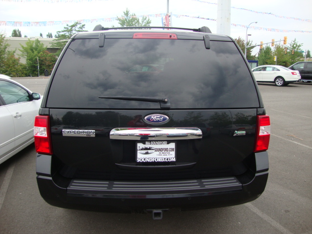 Ford Expedition 2011 photo 3