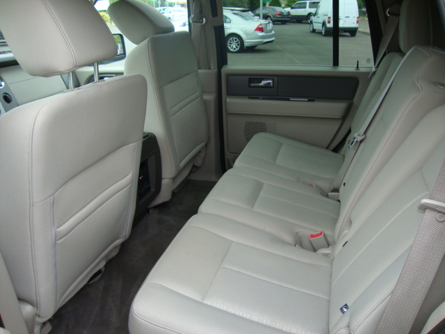 Ford Expedition 2011 photo 5