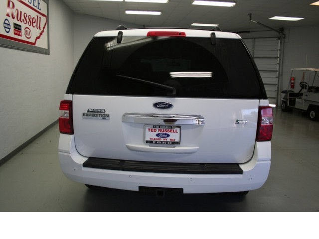 Ford Expedition 2011 photo 4