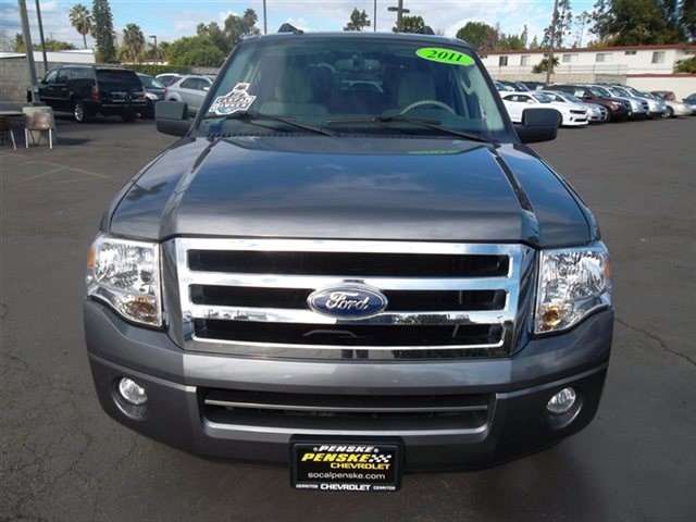 Ford Expedition 2011 photo 1