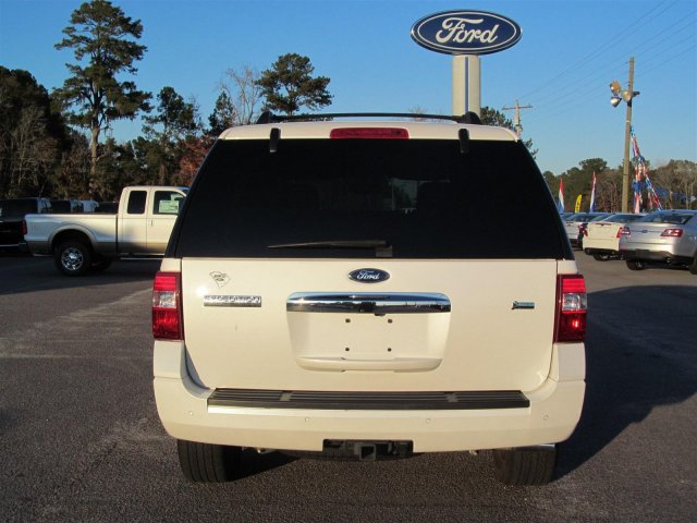 Ford Expedition 2011 photo 3