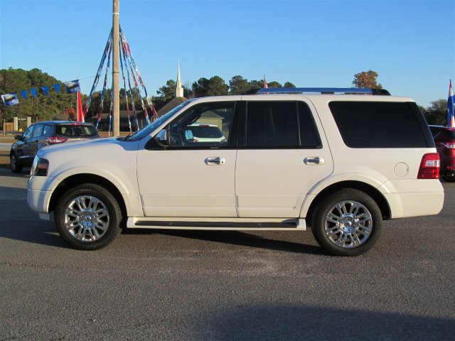 Ford Expedition 2011 photo 2